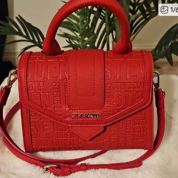 Steve Madden Handbags - Steve Madden 4 Piece Resaler Bundle.